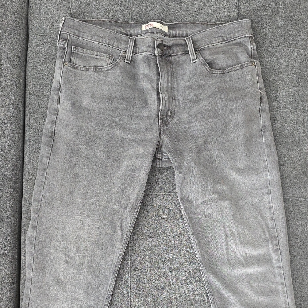 Slim Fit Jeans in Light Gray